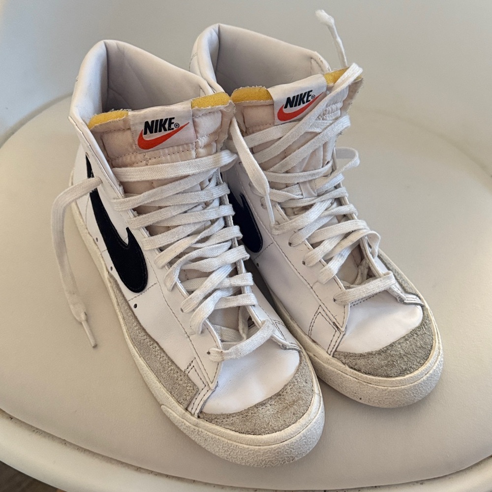 Nike High-Top Sneakers White, Black, and Yellow